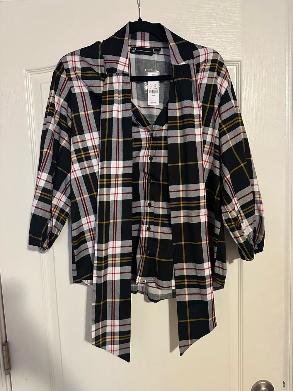 NWT New York & Company Plaid Tie-Neck Blouse Balloon Sleeve Black Red Gold L